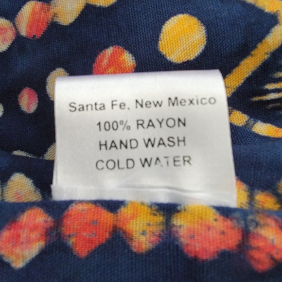 NWOT/ Curious Designs Sarong - Picture 4 of 5